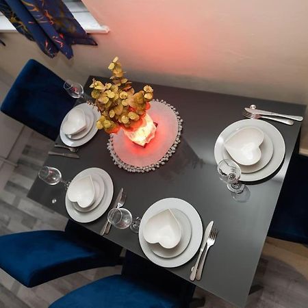 1 Bedroom-Sofabed-Worktable-4-Wifi-Parking London Exterior foto