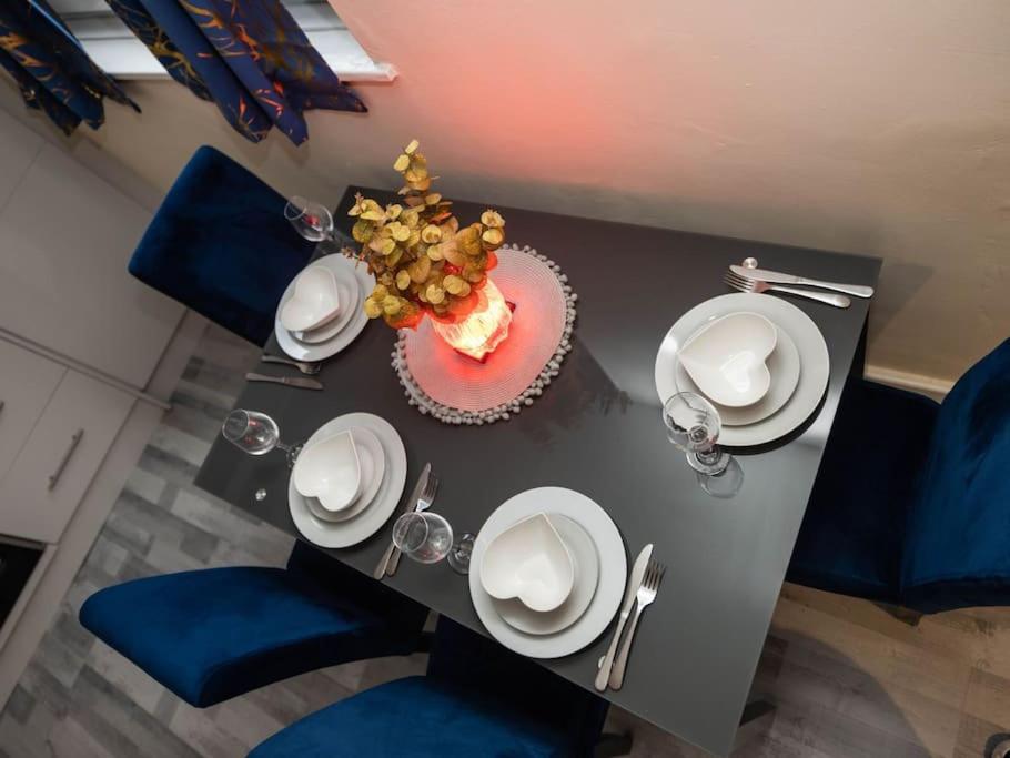 1 Bedroom-Sofabed-Worktable-4-Wifi-Parking London Exterior foto