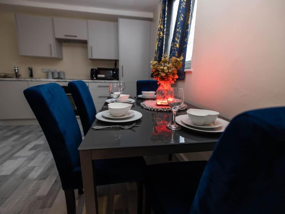 1 Bedroom-Sofabed-Worktable-4-Wifi-Parking London Exterior foto